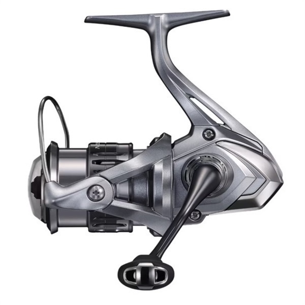 ２１ナスキー　Ｃ５０００ＸＧ SHIMANO 21ナスキー C5000XGの最安値・インプレ・釣果 | 本音の