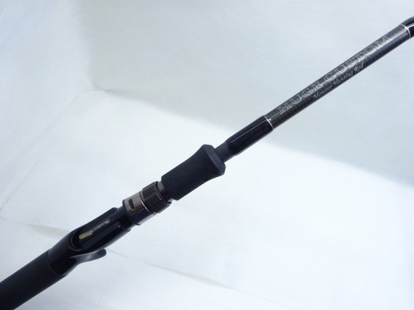 デプス ヒュージカスタム H3S-76RF ナマズ釣り】初めてのヒュージカスタム76【ルアーフィッシング】 - YouTube