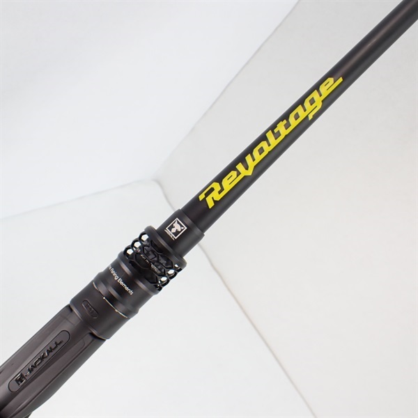JACKALL ○ジャッカル リボルテージ RV-C69L＋ ベイト