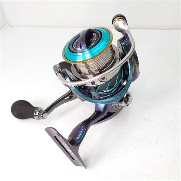 ダイワ(DAIWA) スピニングリール 17 エメラルダスMX 2508PE-H(2017モデル) ダイワ(DAIWA) スピニングリール 17 エメラルダスMX 2508PE-DH (2017