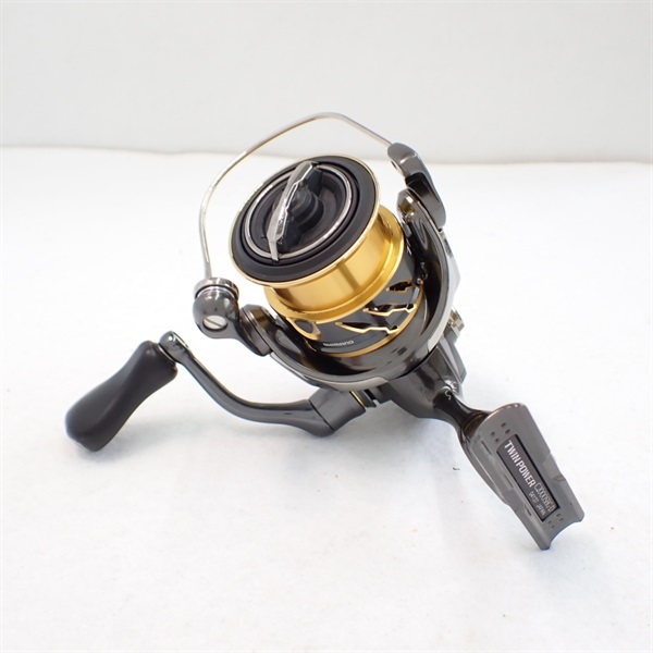 Amazon.com : SHIMANO 20 Twin Power C2000SHG : Sports & Outdoors
