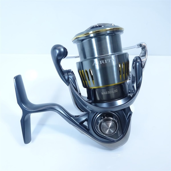 ダイワ 23エアリティ LT2500S カスタム超豪華！極美品 ダイワ スピニングリール 23エアリティ LT2500S(LT2500S