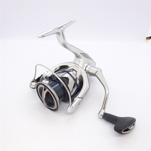23 ストラディック c3000xg シマノ(SHIMANO) 23 ストラディック C3000HG ☆特別割引品