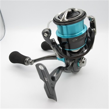 新品・未使用　21エメラルダスAIR FC LT2500S DAIWA（釣り） ダイワ 21エメラルダスAIR FC LT2500S