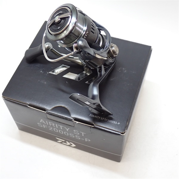 UK23　23 AIRITY ST SF2000SS-P エアリティ ダイワ スピニングリール 23エアリティ(AIRITY) ST SF2000SS-P