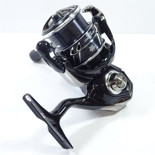 タトゥーラ LT2500S-XH-QD23年モデル最終値下げ ダイワ タトゥーラ LT2500S-XH-QD (リール) 価格比較 - 価格.com