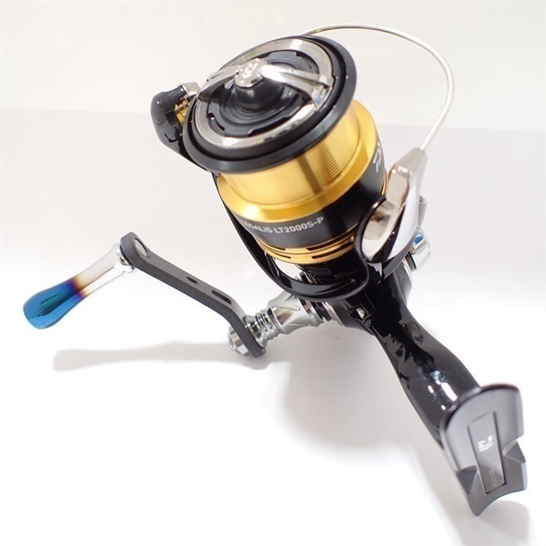 ゴ*ー様 23レガリス LT2000S-P ダイワ(Daiwa) 23レガリス LT2000S-P 00060362｜アウトドア用品・釣り