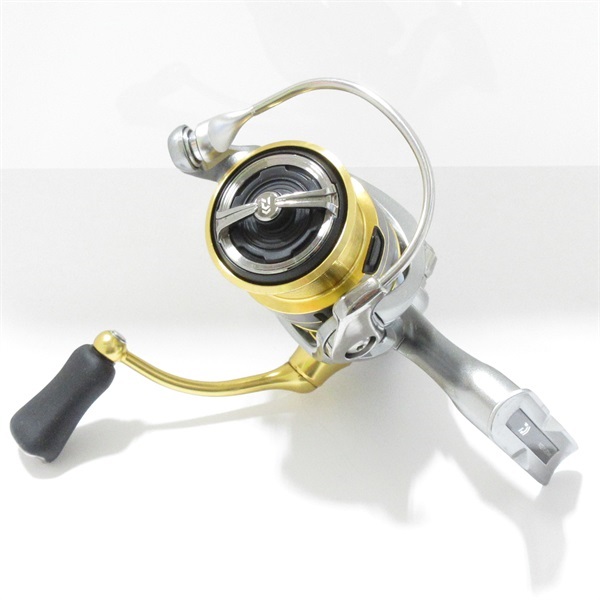 DAIWA　フリームス　LT2000S-XH 4550133041457_1.jpg