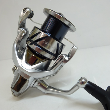 23ストラディック C3000HG SHIMANO 23ストラディック C3000HGの最安値・インプレ・釣果