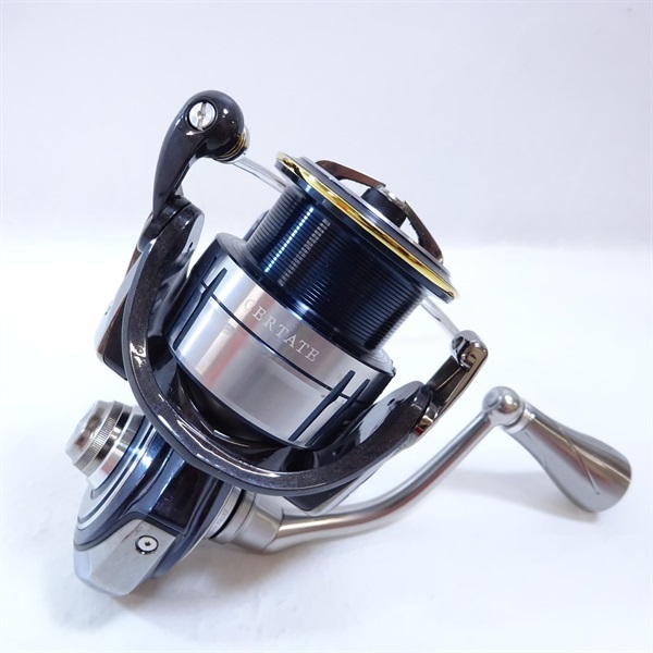 19 CERTATE LT3000-CXH　19セルテート +GOMEXUS 19 CERTATE LT3000-CXH 19セルテート +GOMEXUS 19セルテート