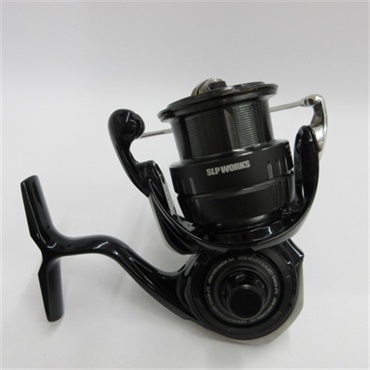 ダイワ　セルテート　3000-XH SLPカスタム限定 24セルテートカスタムボディLT3000ー XHー SLPW