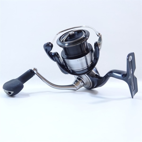 24セルテートLT3000-CH 美品 DAIWA（釣り） 24 セルテート LT3000-CH スピニングリール - 最安値