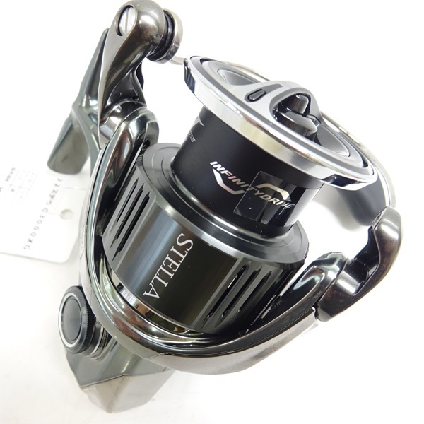 【美品】22ステラ　C3000XG シマノ 22 ステラ C3000XG (2022年モデル) スピニングリール /(5