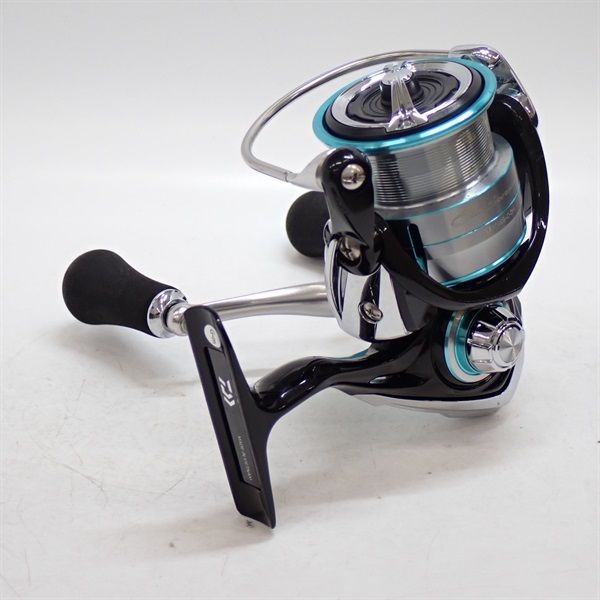 中古 DAIWA 19エメラルダスLT LT3000S-C-DH Amazon.com : Daiwa LT3000S-CH-DH 19 Emeraldas Spinning Reel