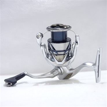 ストラディックc3000HG Amazon | シマノ(SHIMANO) スピニングリール 19 ストラディック
