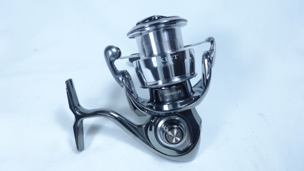 22イグジスト LT 4000-XH | イシグロ公式オンラインショップ