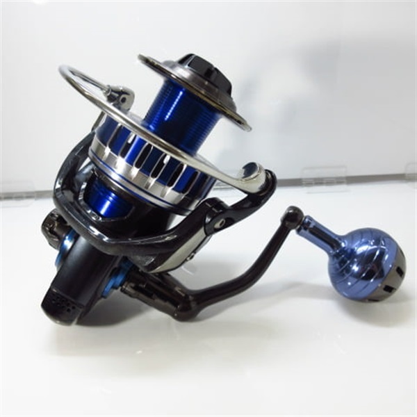 15ソルティガ 5000 未使用品 ショアジギ ジギング 青物 ダイワ 15ソルティガ 5000/A308M 美品 DAIWA 釣り スピニング