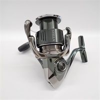 シマノ　18ステラ 4000XG ［極美品］タイラバ　サーフ　ライトジギング Amazon | シマノ(SHIMANO) スピニングリール 18 ステラ 4000XG