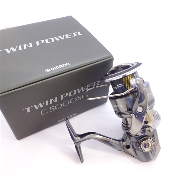 【美品】24ツインパワーC5000XG シマノ(SHIMANO) 24 ツインパワー C5000XG+PITBULL(ピットブル