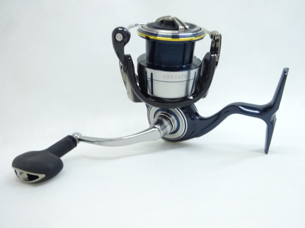 19セルテート　4000-CXH DAIWA（釣り） ダイワ 19セルテート LT4000-CXH /スピニング