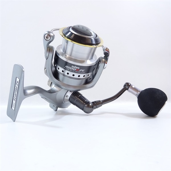 ダイワ シーゲート ライト 4000H-PE DAIWA SEAGATE ダイワ 4000H-PE