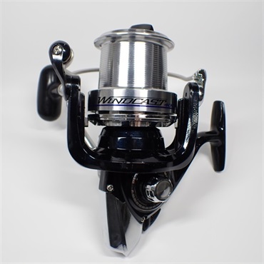 Amazon | ダイワ(DAIWA) スピニングリール(投げ・遠投) 17