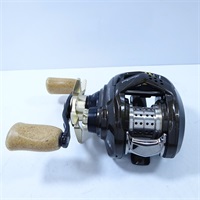 ２２シルバークリークエアＴＷストリームカスタム８．５Ｌ