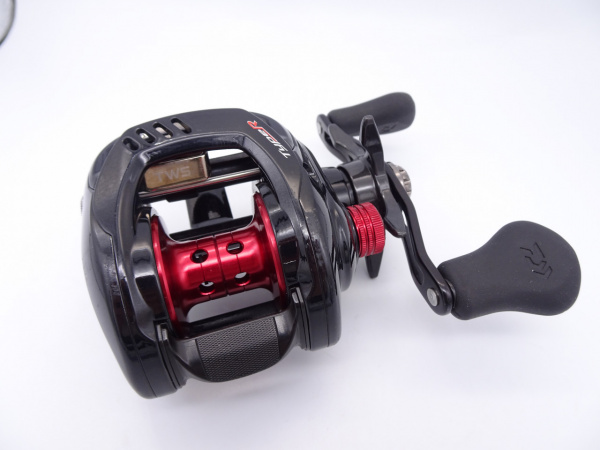 DAIWA - ダイワ タトゥーラ タイプR 100XS Amazon | ダイワ(DAIWA) ベイトリール タトゥーラ CT タイプR