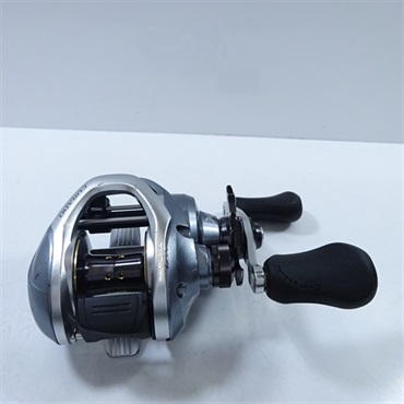シマノ　15クラド　２００ＨＧ Amazon | シマノ(SHIMANO) ベイトリール 15 クラド 200HG 右