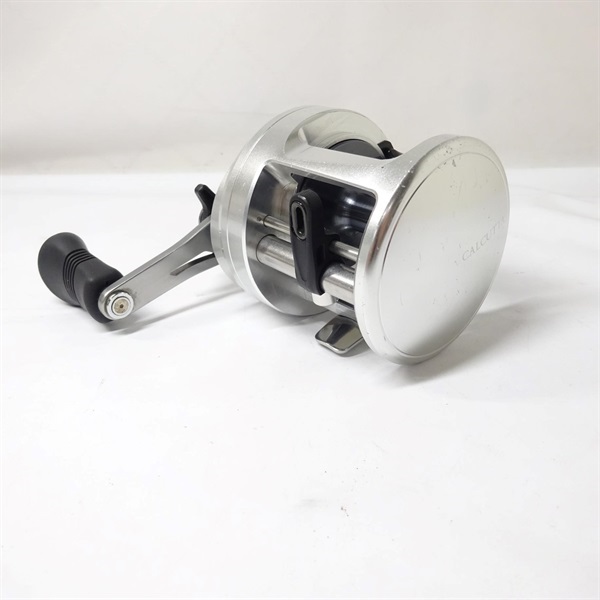 SHIMANO - シマノ　05　カルカッタ　400 シマノ(SHIMANO) 05 カルカッタ 400 019615｜アウトドア用品