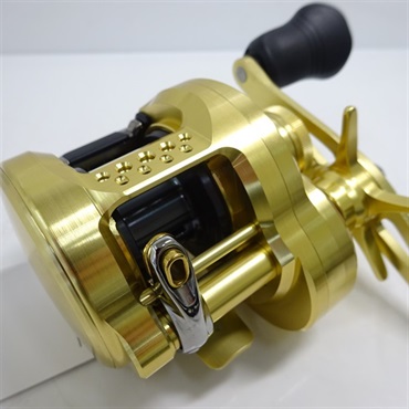 23 オシアコンクエスト 201hg シマノ(SHIMANO) 23 オシアコンクエスト 201HG(左) オシア コン