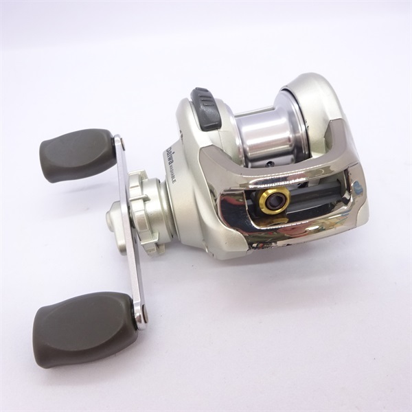 DAIWA CHINUCHASER HG 美品です Amazon | ダイワ(DAIWA) チヌチェイサーHG 細糸 イカダリール