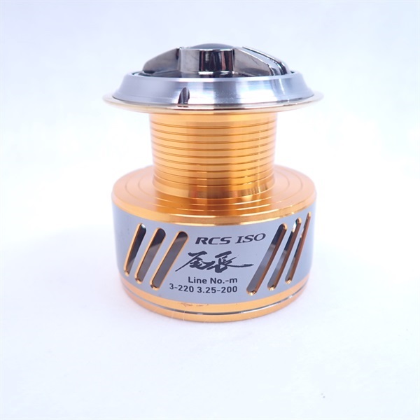 12RCS磯 尾長スプール3号－220M | イシグロ公式オンライン