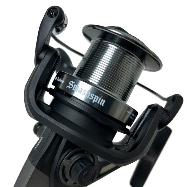 SMASH SPIN SM6000【投釣り・カゴ釣り対応大型リール/ナイロン6号250m