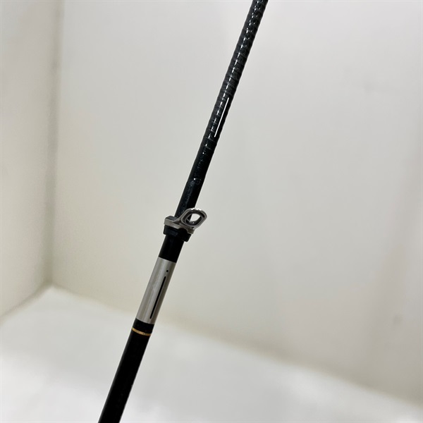 IZ T2-53 磯竿 08トーナメント磯 剛剣HR2－53 | イシグロ公式オンラインショップ