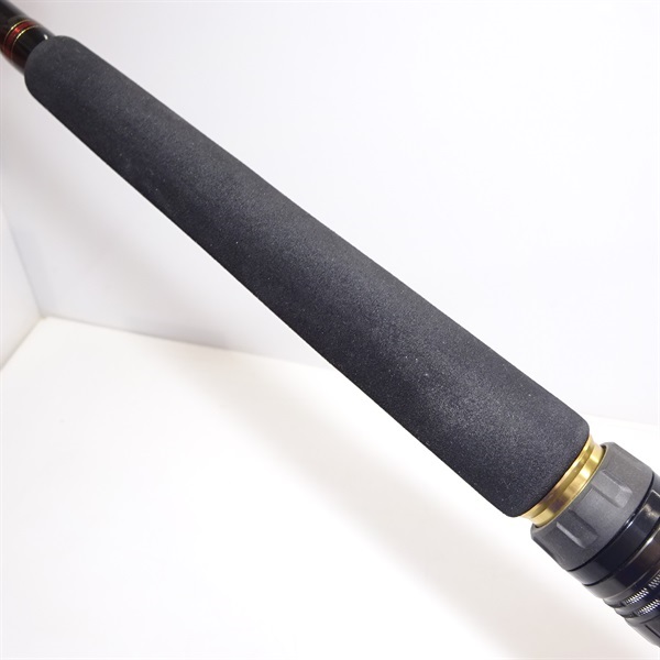 ダイワ　メタリアアカムツ　M-215 Amazon | ダイワ(DAIWA) 船竿 メタリア アカムツ M-215 釣り竿