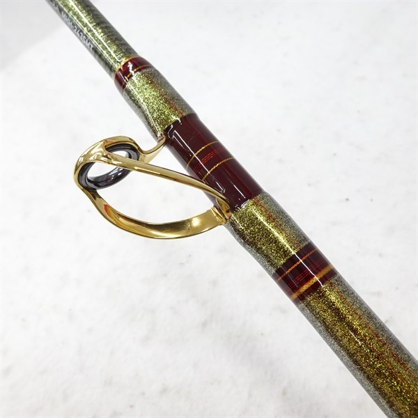 ダイワ　マッドバイパー落とし込み (MHH-243SMT)ケース付き ダイワ マッドバイパー落とし込み (MHH-243SMT)ケース付き MHH-243SMT