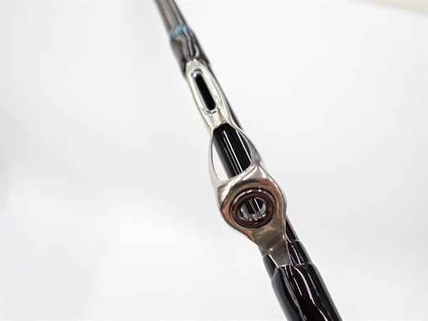 極上美品定価71,500円 ダイワ 13 エメラルダス EX 811LML-HD 極上美品定価71,500円 ダイワ 13 エメラルダス EX 811LML-HD