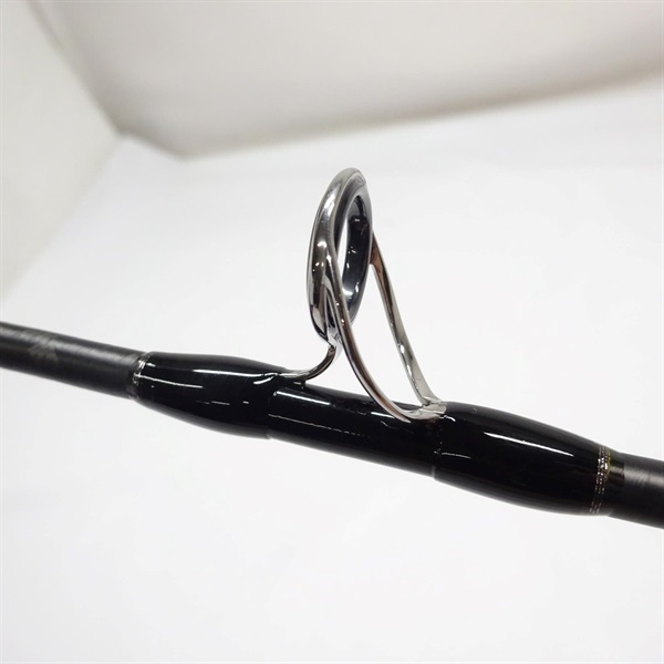 【Y's】24オシアプラッガーフルスロットル　S83H 美品 シマノ 24 オシアプラッガー フルスロットル S83H /P359220 美品