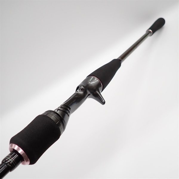 【美品】ダイワ❗️紅牙❗️AIR TYPE-N 73XHB-L 美品】ダイワ❗️紅牙❗️AIR TYPE-N 73XHB-METAL - メルカリ