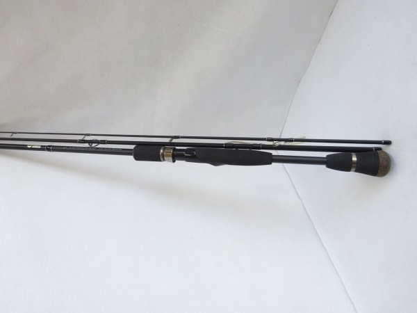 デプス ヒュージカスタム HS1N-66R スピニング deps デプス ヒュージカスタム HS1N-66R (3ピース/スピニング