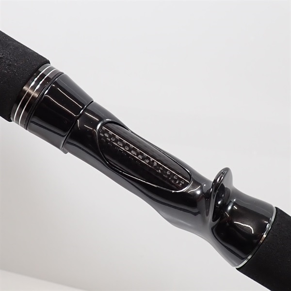 21ブラックレーベルトラベルBLX TRVL C73H－5