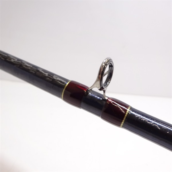 値下げ❣️【 美品⭐︎保証書付き】 18 ワールドシャウラ1703R-2 18ワールドシャウラ 1703R-2 シマノ