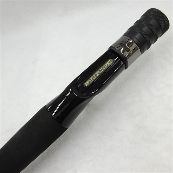 新品　スコットクラブ購入☆ RADIATE ボンディングサイドジッププルオーバー 新品 スコットクラブ購入☆ RADIATE ボンディングサイドジップ