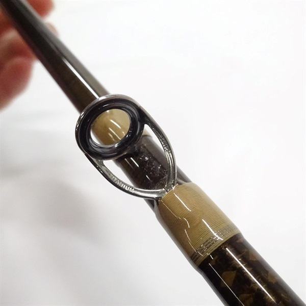 999．9フォーナインホワイトウルフ7＇0＂8LBクラス