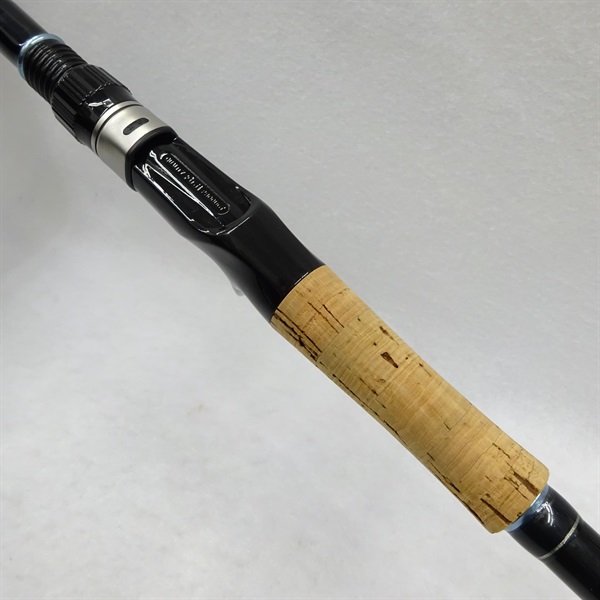 モンストロ82 アンドレ | イシグロ公式オンラインショップ