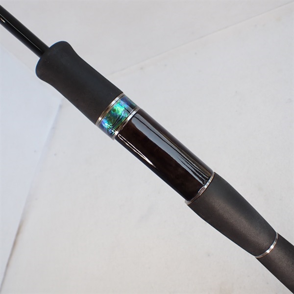 美品 イエローウルフ 61L-e