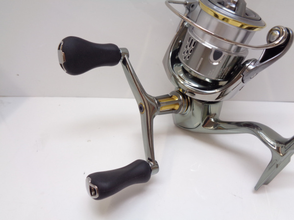 シマノ　１８ステラC2000S　新品未使用（すり傷等なし、巻きかげんするする）替えスプールC2000　F6付　 18ステラ C2000S｜＠ベリーネット 日本最大新品中古釣具WEBショップ