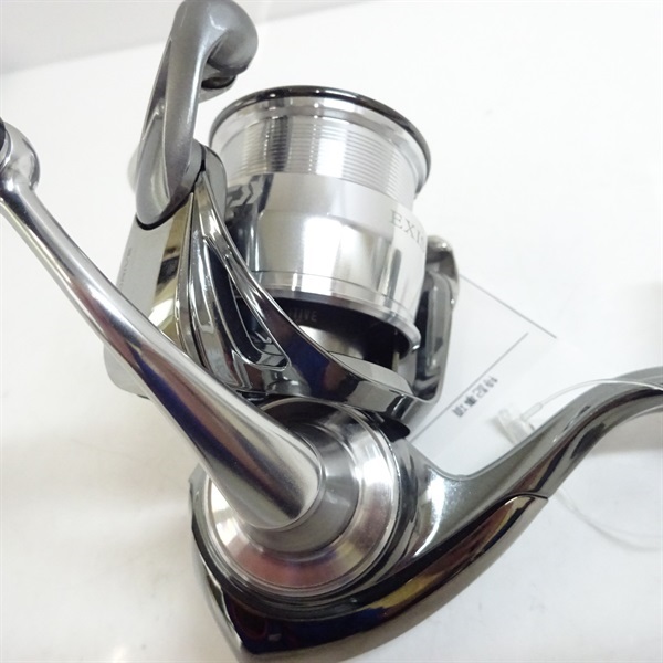 ダイワ 22 EXIST イグジスト SF SF2000SS-P 展示品 DAIWA（釣り