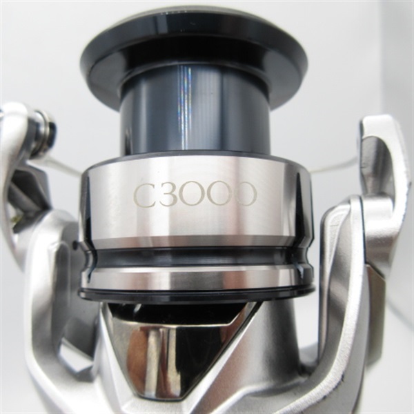 シマノ19ストラディックC3000 早い者勝ち8/4までの最終価格　以降値上げ シマノ19ストラディックC3000 早い者勝ち8/4までの最終価格 以降値上げ